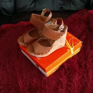 Sandals/ Steve Madden